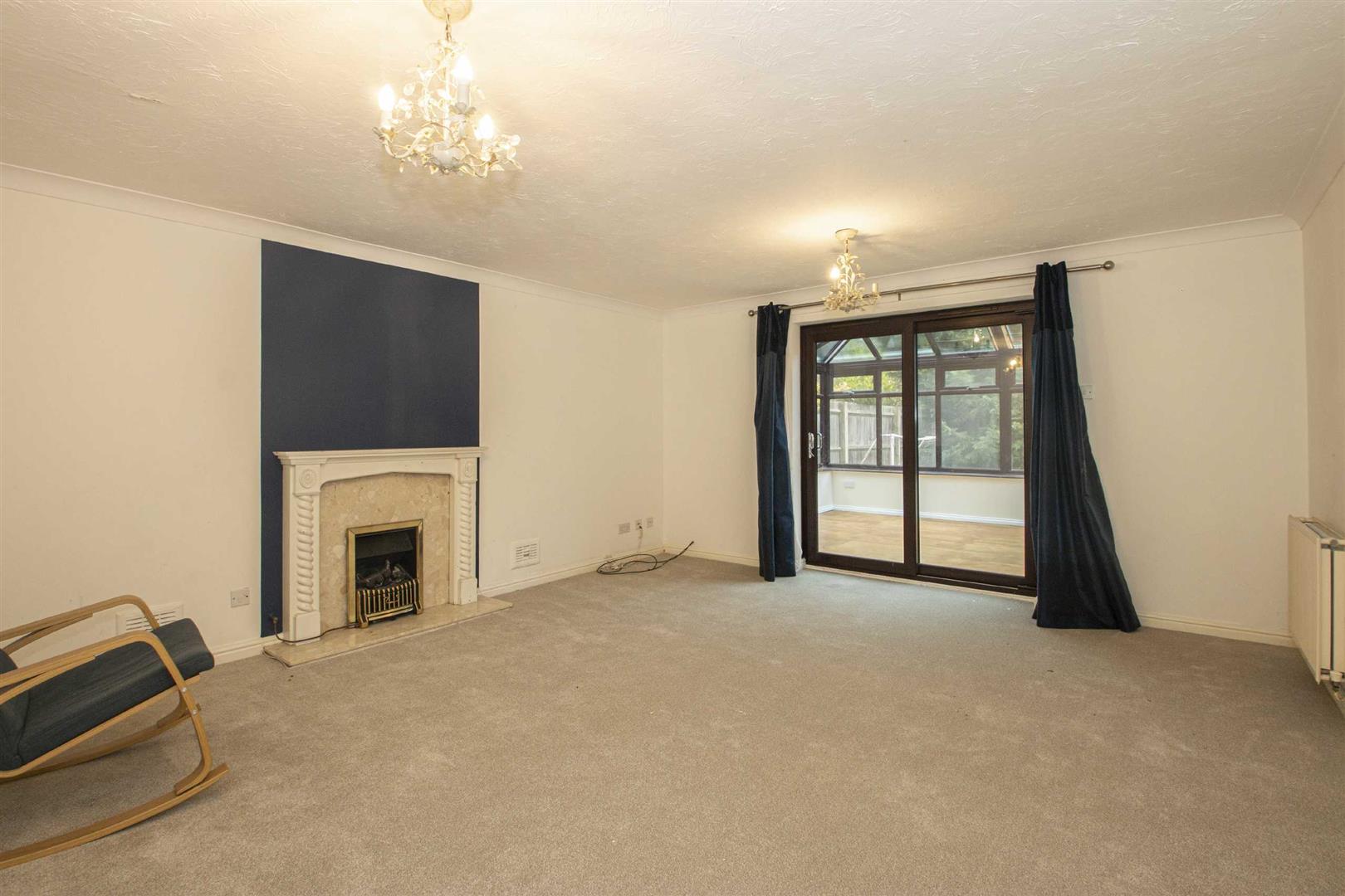 Cardwell Close, Emerson Valley, Milton Keynes